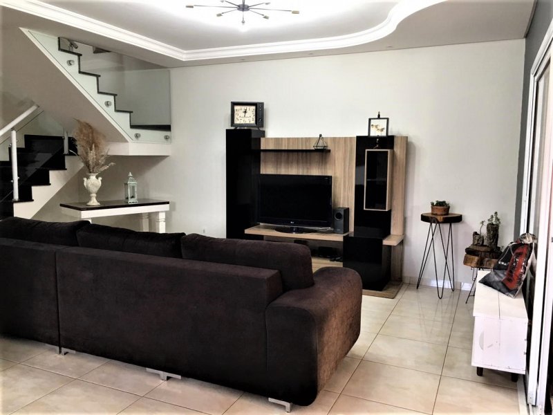 imóvel com 210m² - Chácara Morada Mediterrânea/Engordadouro - Jundiaí