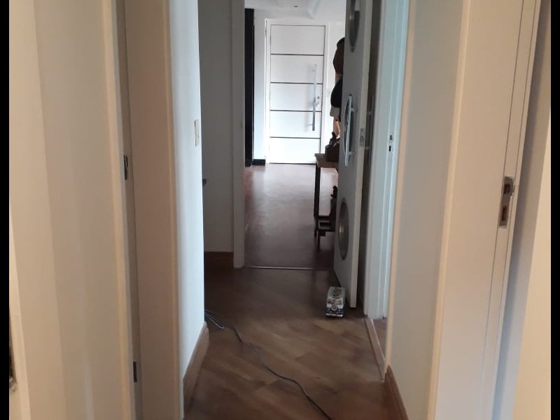 Apartamento à venda Vila Suzana com 130m² e 3 quartos por R$ 700.000 - 683732235-corredor-quartos.jpg