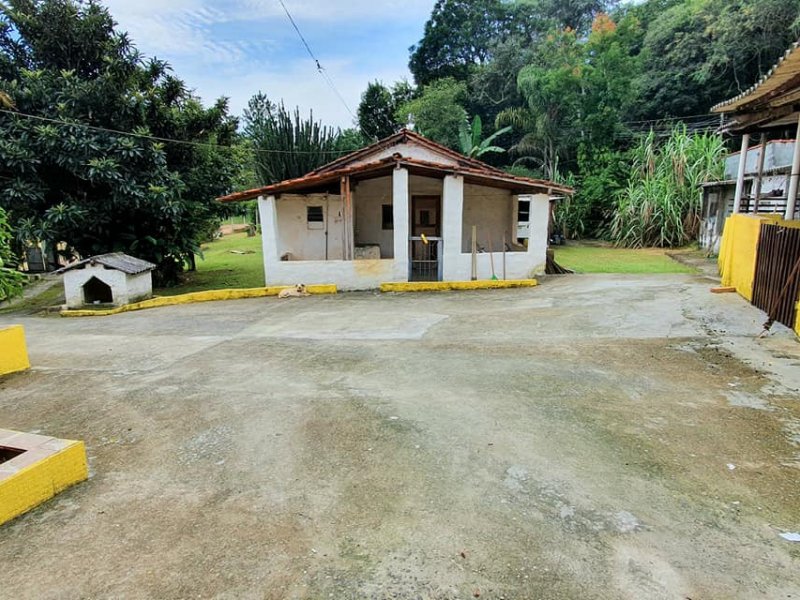 Apartamento à venda Taiaçupeba com 1727m² e 3 quartos por R$ 550.000 - 1145050337-142982508-134440075162143-7558695277397132914-o.jpg