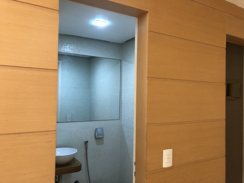 Comercial à venda Centro com 30m² e  quartos por R$ 170.000 - 1410359688-1b98908d-c6e9-4f71-b12c-406fb9db00c1.jpeg