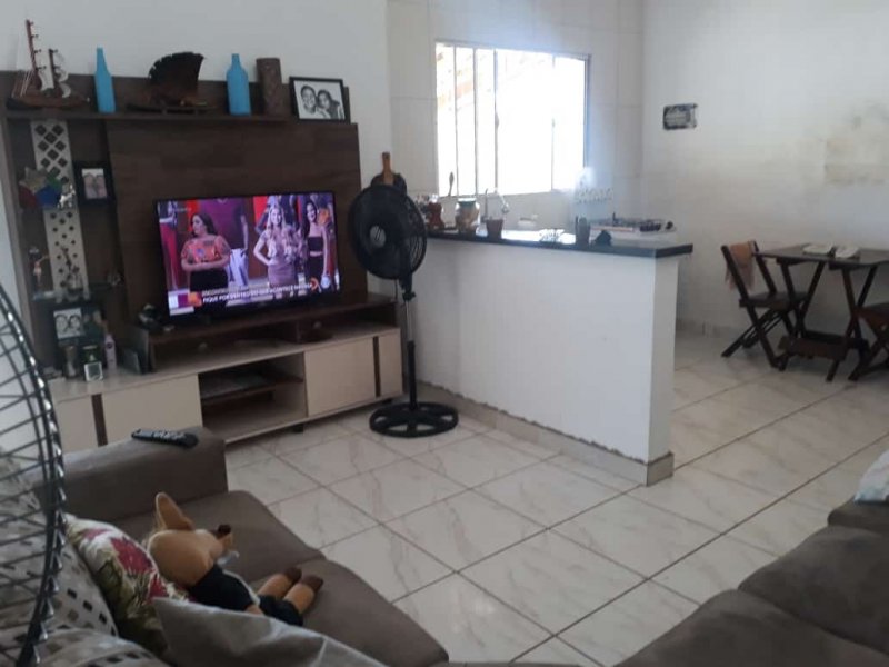 Sítio à venda Dos Renedios com 2709m² e 1 quarto por R$ 370.000 - 819527885-img-20210211-wa0039.jpg