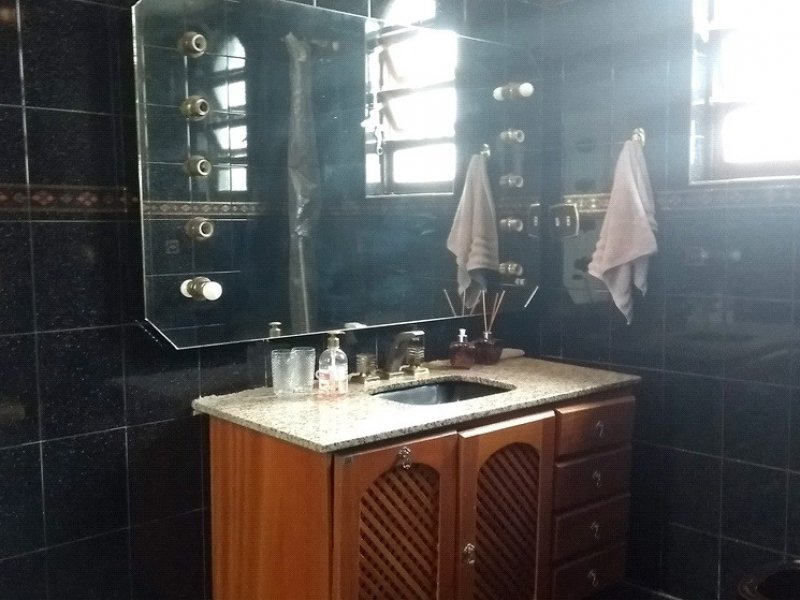 Casa à venda Vila São Francisco (Zona Sul) com 250m² e 4 quartos por R$ 700.000 - 943074528-14.jpg