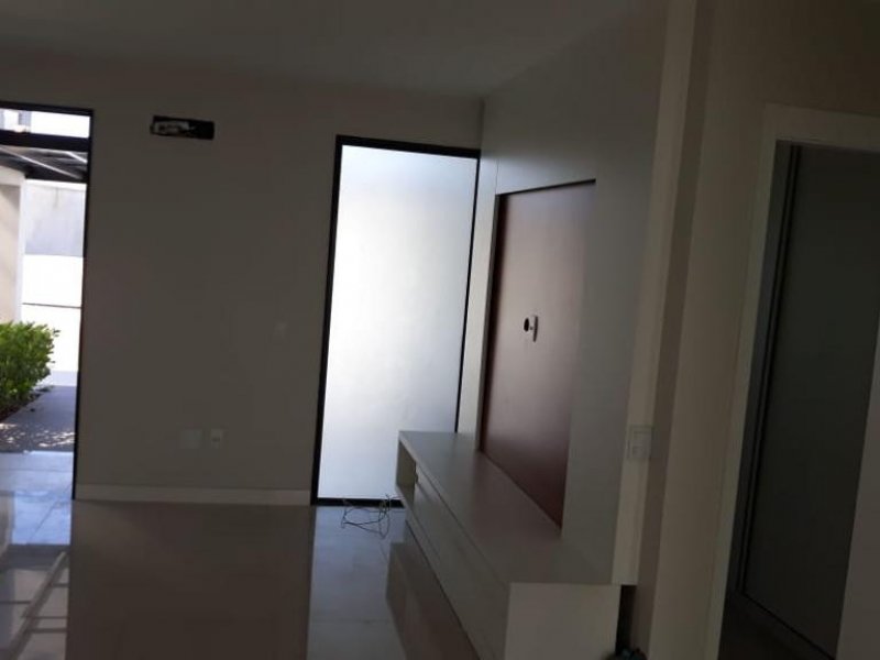Casa de condomínio à venda Nova  Sao Pedro com 252m² e 3 quartos por R$ 790.000 - 100089520-33e25c89-a8a8-4e58-b3f4-d813339a9b8e.jpeg