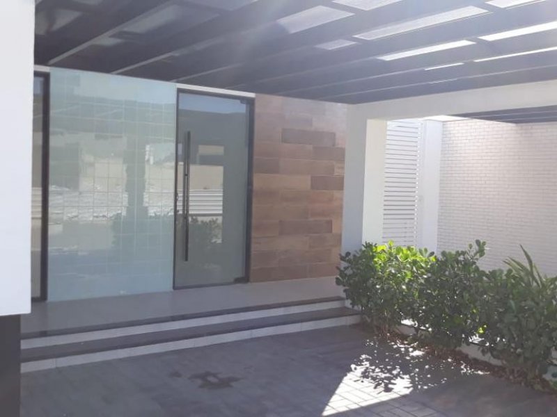 Casa de condomínio à venda Nova  Sao Pedro com 252m² e 3 quartos por R$ 790.000 - 1549751630-3303f4e9-c1ad-4817-80e9-a1759a298103.jpeg