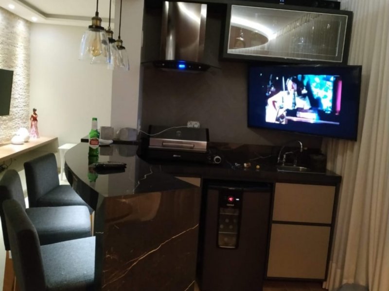 Apartamento à venda Grageru com 155m² e 4 quartos por R$ 800.000 - 403641831-img-20210207-011827.jpg