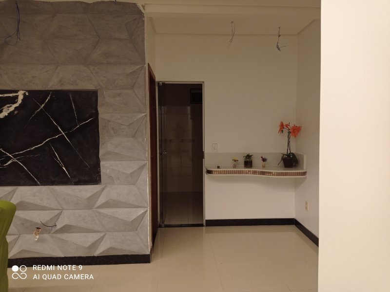 Casa de condomínio à venda Colorado com 410m² e 4 quartos por R$ 1.650.000 - 1880964526-img-20210220-004243.jpg