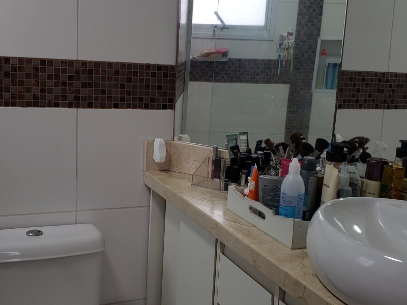 Apartamento à venda Vila Maria com 78m² e 2 quartos por R$ 670.000 - 556618041-banheiro-suite-1.jpg