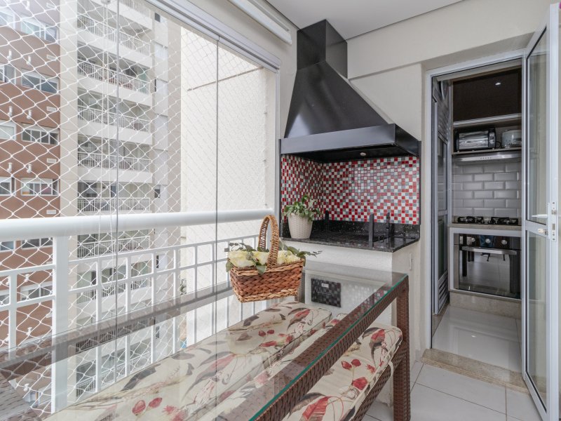 Apartamento à venda Mooca com 86m² e 3 quartos por R$ 780.000 - 144675790-08-varanda-churrasqueira.jpg