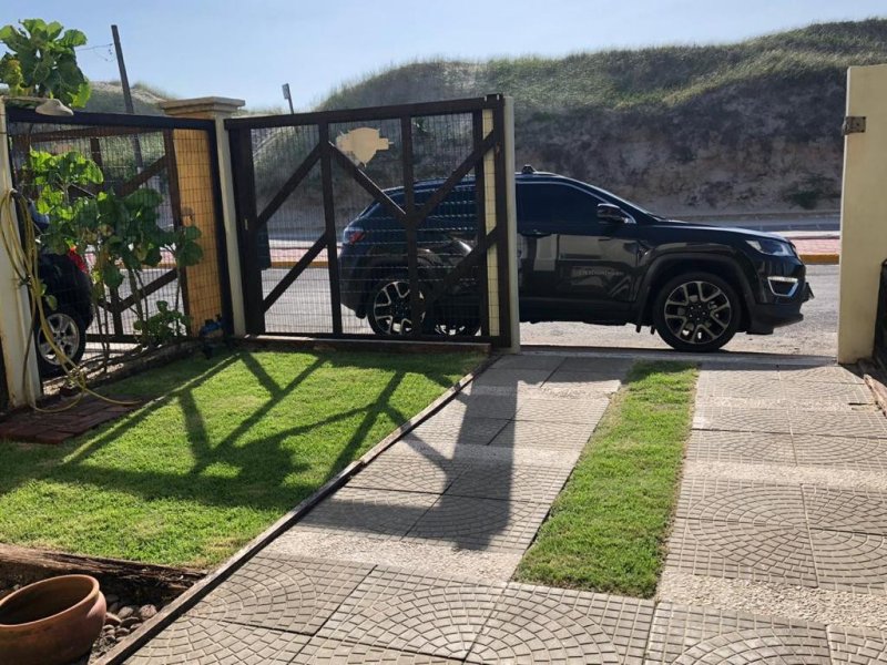 Casa à venda Centro com 100m² e 3 quartos por R$ 400.000 - 718469362-a68cac2b-b976-40bb-a5d7-b316a7e46d9a.jpeg