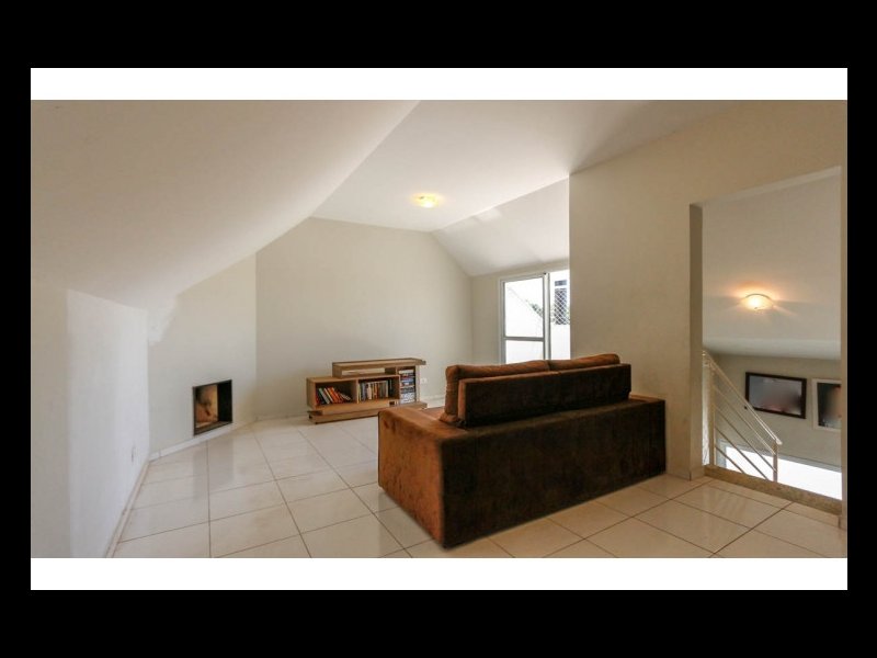Casa de condomínio à venda Santa Felicidade com 170m² e 3 quartos por R$ 615.000 - 1837773721-iv62cf302q61ht14b9h3-158105f83b50b1b0d0.jpg