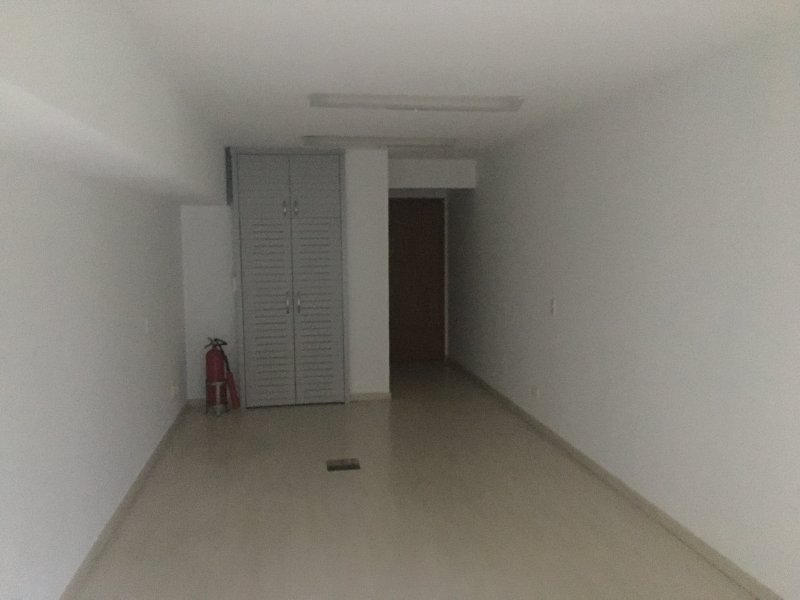 Comercial à venda Água Verde com 65m² e  quartos por R$ 185.000 - 746984680-5d30f373-bbf1-4cd0-a333-58eaee0c11de.jpeg