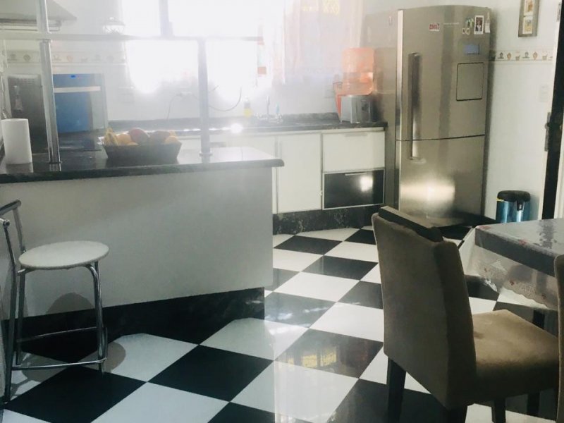 imóvel com 200m² - Jardim Santa Emilia - Guarulhos