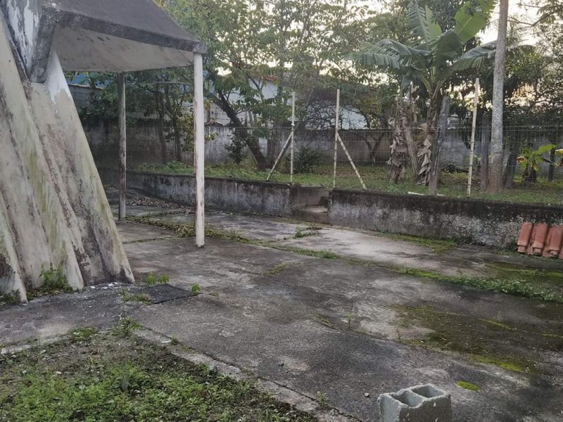Terreno à venda Jd. Jamaica com 428m² e  quartos por R$ 200.000 - 8846710-received-792756444600707.jpeg