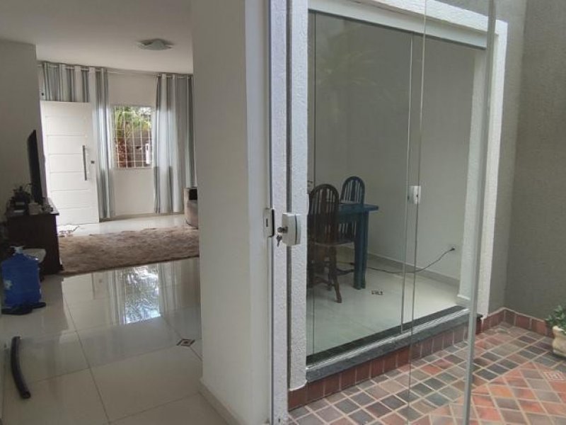Apartamento à venda Jardim Jaraguá com 266m² e 3 quartos por R$ 635.000 - 945941689-jardim-inverno.jpg