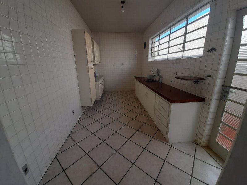 Casa à venda Jardim Dona Nicota de Barros com 211m² e 3 quartos por R$ 490.000 - 1357750124-1d18335b-29be-4966-acf7-b67f15f71ab5.jpeg