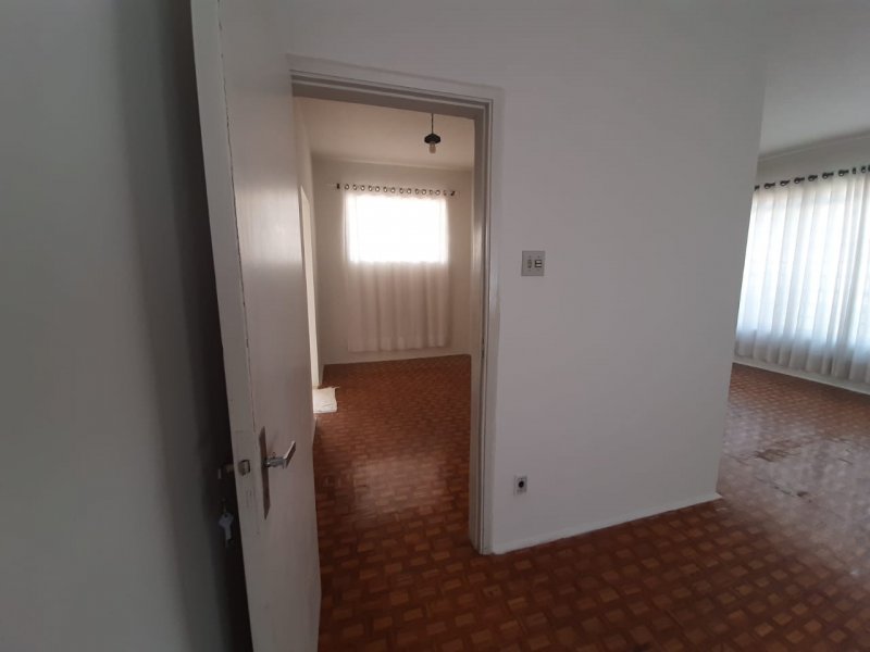 Casa à venda Jardim Dona Nicota de Barros com 211m² e 3 quartos por R$ 490.000 - 912049865-ad700e73-646d-4bf7-bdc8-ff289ebcebd8.jpeg