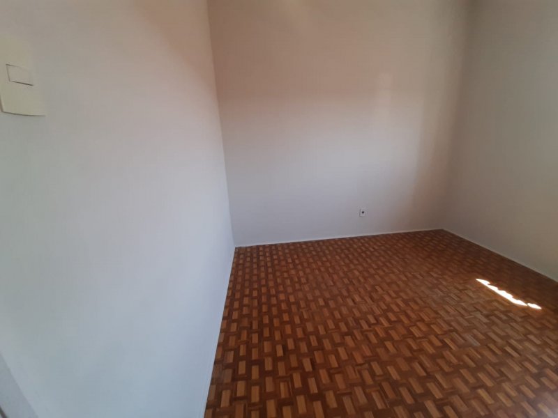 Casa à venda Jardim Dona Nicota de Barros com 211m² e 3 quartos por R$ 490.000 - 96084069-68af4623-0764-4914-8561-95607cd10680.jpeg