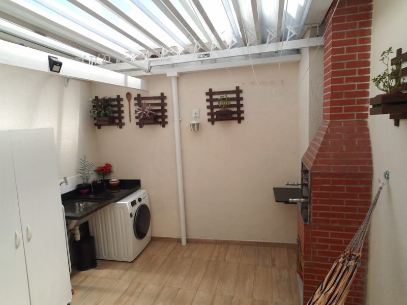 Casa de condomínio à venda Jardim Celia com 70m² e 2 quartos por R$ 350.000 - 1164010229-quintal-e-lavanderia.jpeg