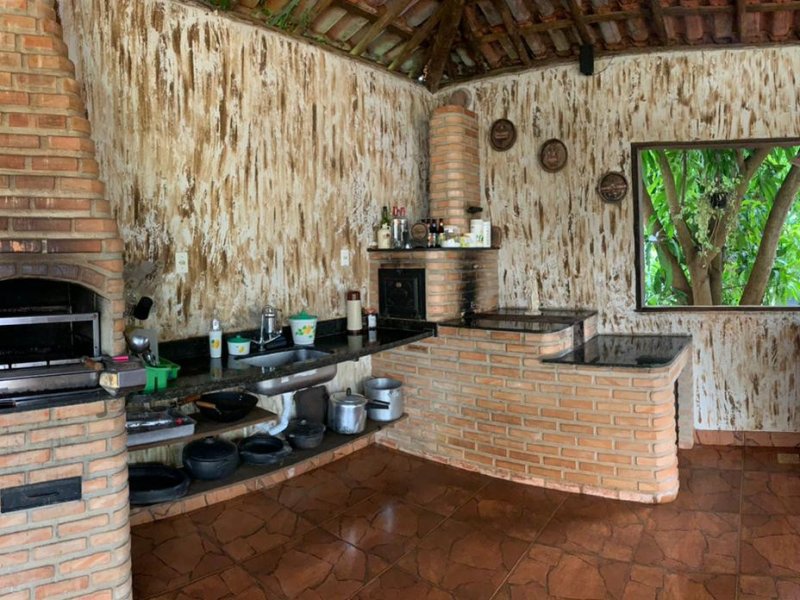 imóvel com 1000m² - Vila Brasil - Jaboticatubas