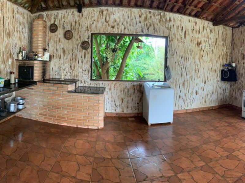 imóvel com 1000m² - Vila Brasil - Jaboticatubas