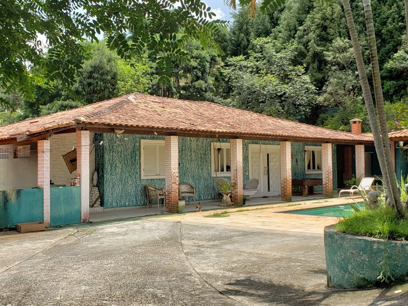 Casa de condomínio à venda Vila Santo Antônio com 841m² e 6 quartos por R$ 2.300.000 - 853117769-20210122-113623.jpg