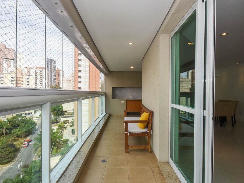 Apartamento à venda Vila Andrade com 193m² e 3 quartos por R$ 1.540.000 - 1009730818-04-varanda-02.jpg