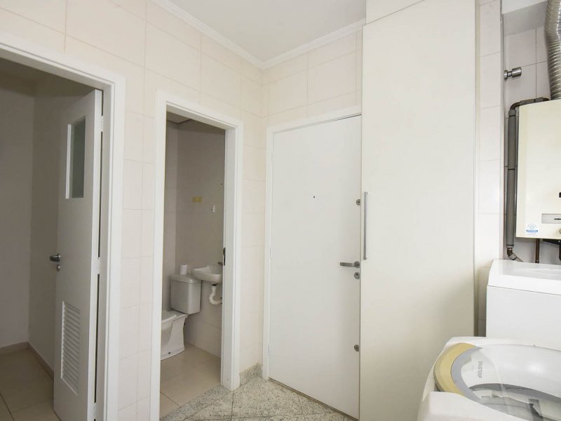 Apartamento à venda Vila Andrade com 193m² e 3 quartos por R$ 1.540.000 - 2011861663-18-lavanderia-02.jpg