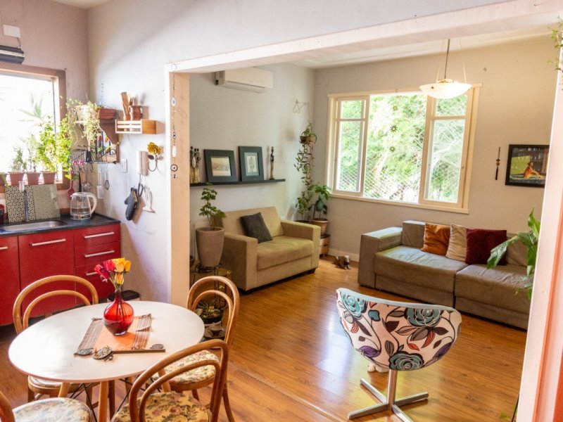 Apartamento à venda Menino Deus com 70m² e 2 quartos por R$ 370.000 - 308890229-77134b9a-cb99-45fe-b402-d4cf323d439c.jpeg
