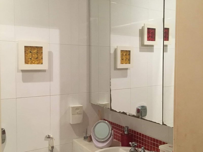 Apartamento à venda Leme com 120m² e 3 quartos por R$ 2.000.000 - 1080840105-banheiro-suite-vermelho-5.jpg