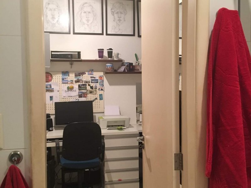 Apartamento à venda Leme com 120m² e 3 quartos por R$ 2.000.000 - 868221539-quarto-2-suite-visto-do-banheiro-vermelho.jpg