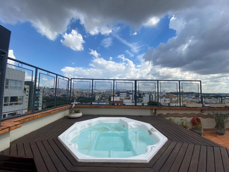 imóvel com 255m² - Padre Eustáquio - Belo Horizonte