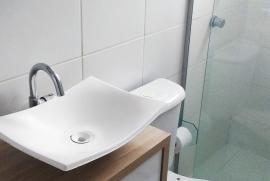 Apartamento à venda Vila Mariana com 46m² - 2 dormitórios -  vagas - R$ 170.000 - 494239465-banheiro.jpg