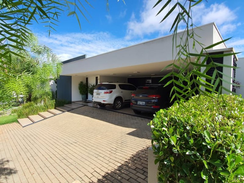 Casa de condomínio à venda Jd Shangrilla  com 425m² e 4 quartos por R$ 1.850.000 - 1369230418-9bb1b726-36a7-4bc6-a6b2-43b3b4760e23.jpeg