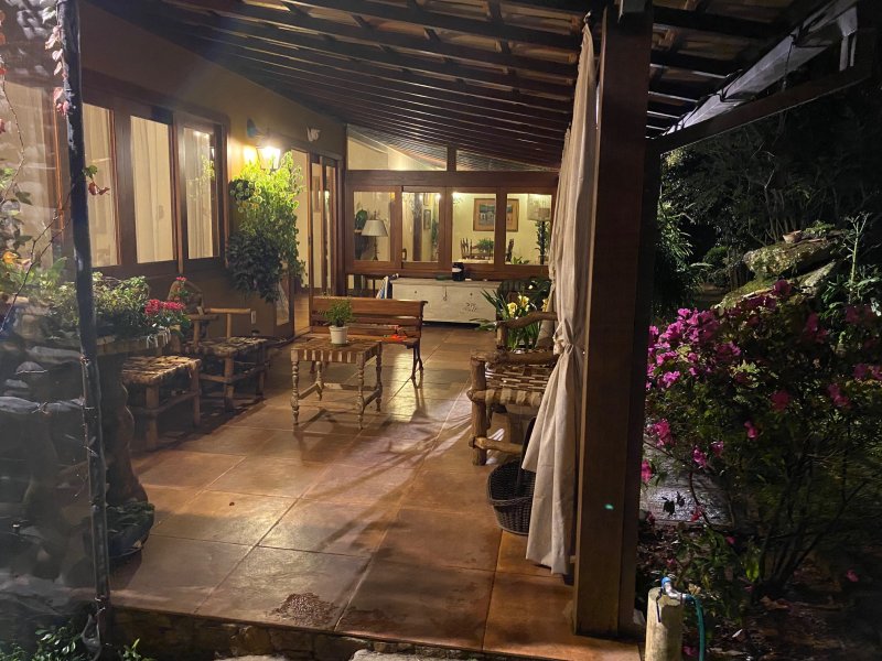 Casa à venda Nogueira com 300m² e 4 quartos por R$ 1.600.000 - 2020694421-image19.jpeg