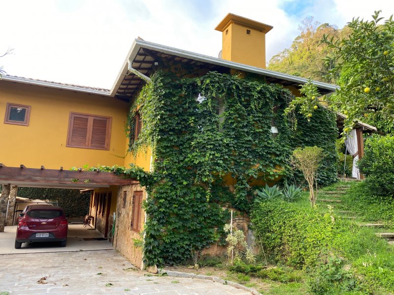 Casa à venda Nogueira com 300m² e 4 quartos por R$ 1.600.000 - 915767511-image0.jpeg