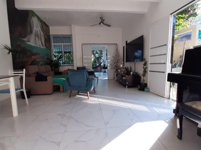 Casa à venda Piedade com 900m² e 4 quartos por R$ 780.000 - 1089836454-c41f8f5f-1934-4e4d-a80a-d7a8763cd5bc.jpg