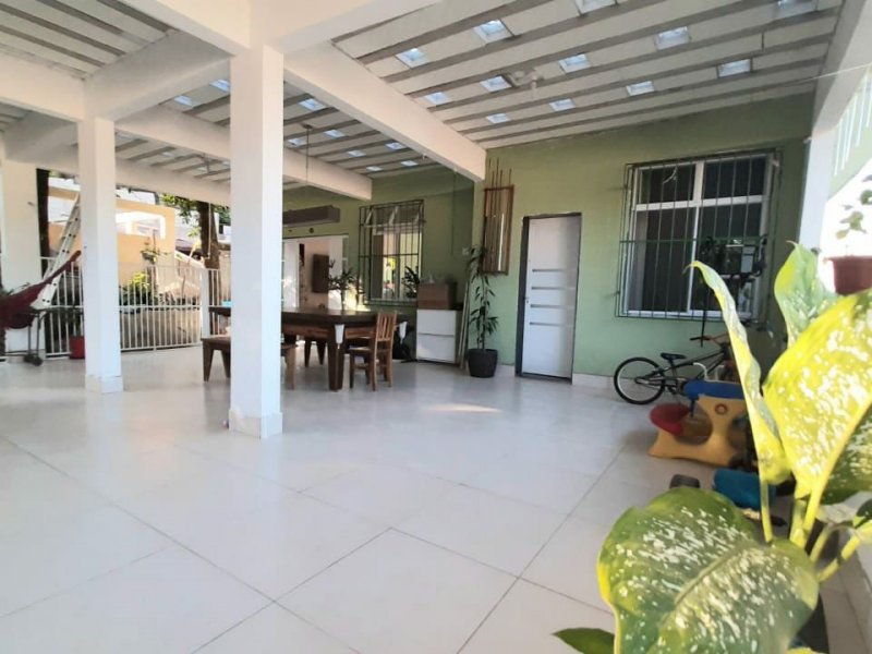 Casa à venda Piedade com 900m² e 4 quartos por R$ 780.000 - 1510104411-f3ba7681-4bec-44aa-8e24-bcda6590a7c9.jpg