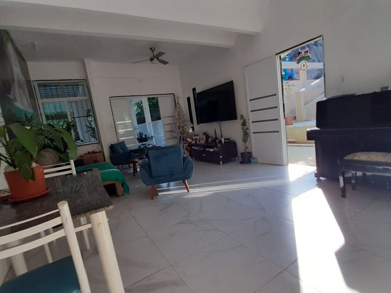 Casa à venda Piedade com 900m² e 4 quartos por R$ 780.000 - 218956097-d2c55d91-ef02-49fc-b4be-d4a1a586486d.jpg