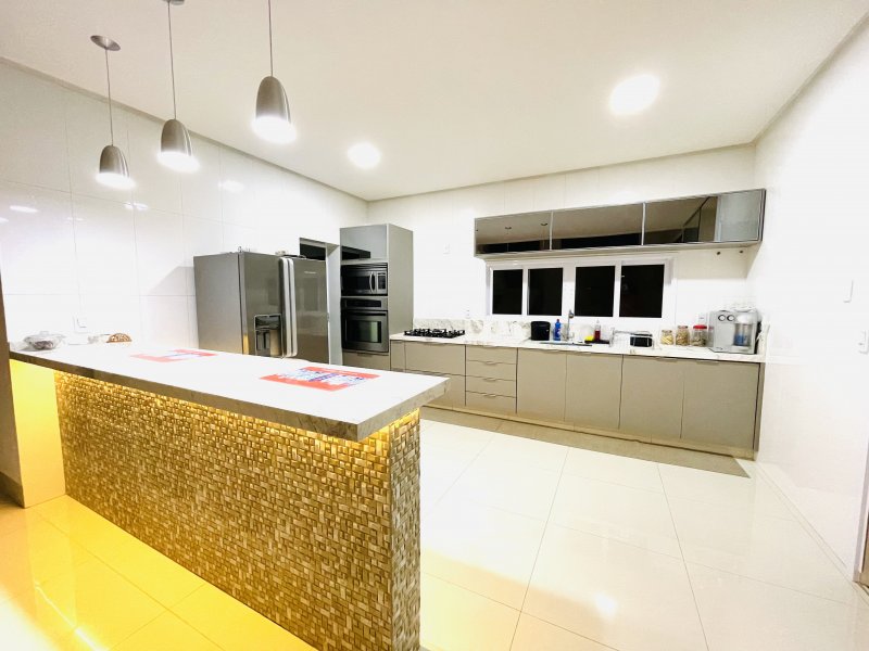 Casa de condomínio à venda Portal do Sol golfe green  com 406m² e 5 quartos por R$ 2.599.000 - 123818227-46bfd10f-1262-4e5b-be26-314ac660ed5c.jpeg