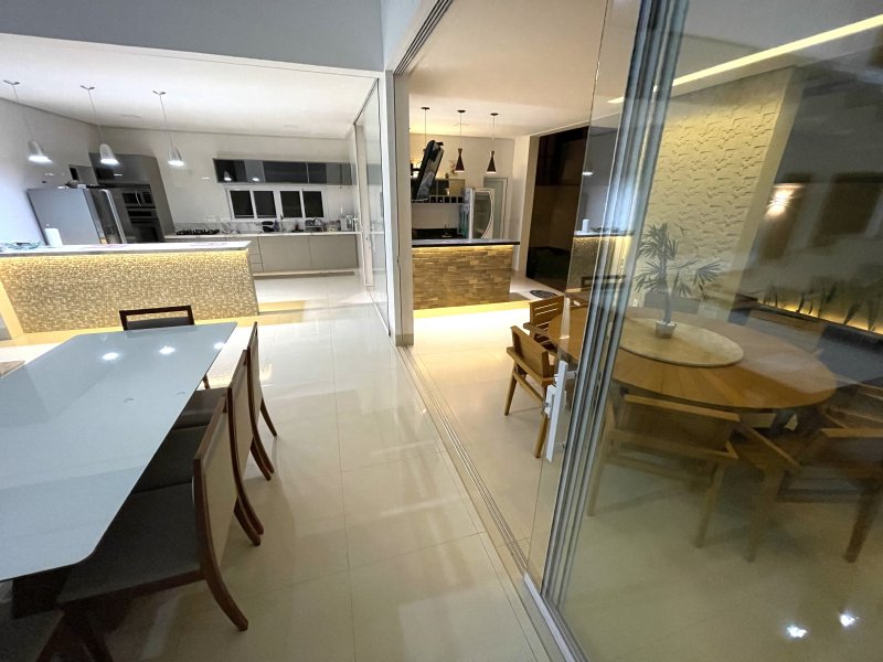 Casa de condomínio à venda Portal do Sol golfe green  com 406m² e 5 quartos por R$ 2.599.000 - 154048586-d7bed7b5-0ff1-4649-96a7-0d6392d6c310.jpeg