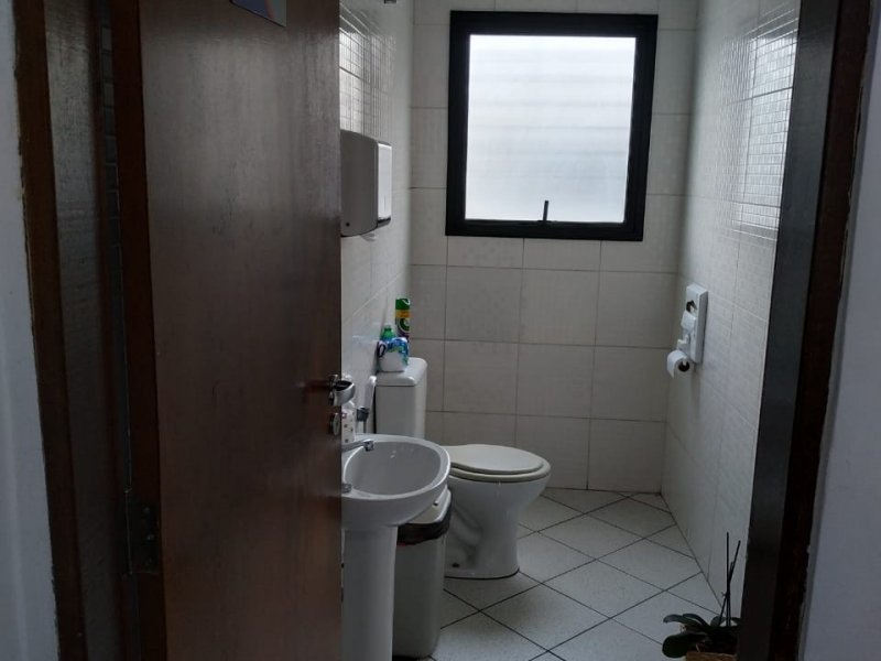 Comercial para alugar Vila Monte Alegre com 1475m² e 1 quarto por R$ 30.000 - 1859775894-whatsapp-image-2021-01-21-at-14.jpeg