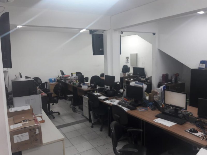 Comercial para alugar Vila Monte Alegre com 1475m² e 1 quarto por R$ 30.000 - 610599241-whatsapp-image-2021-01-26-at-09.jpeg