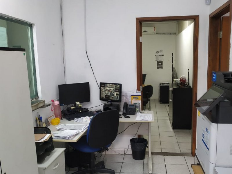 Comercial para alugar Vila Monte Alegre com 1475m² e 1 quarto por R$ 30.000 - 828460550-whatsapp-image-2021-01-21-at-14.jpeg