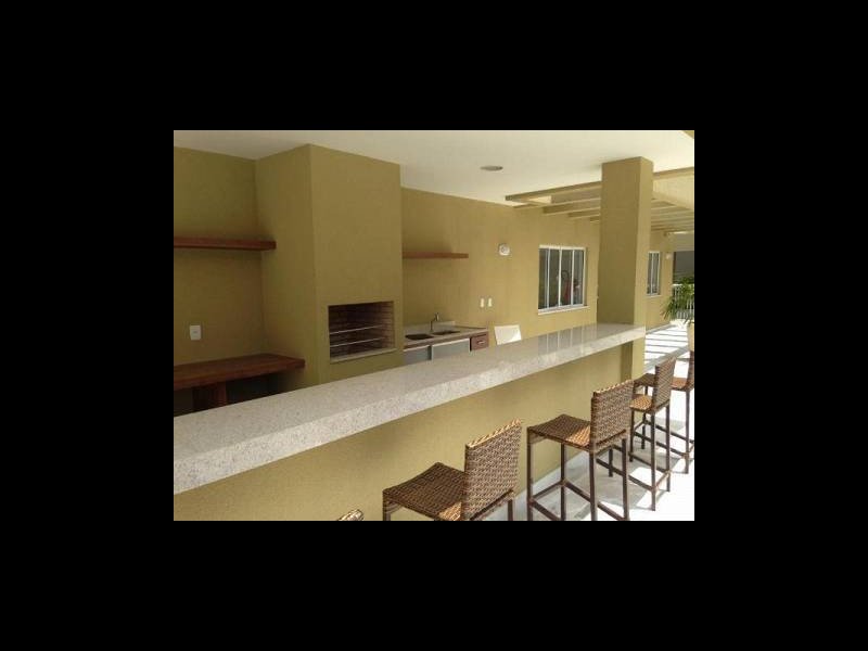 Apartamento à venda Piratininga com 55m² e 2 quartos por R$ 265.000 - 2044374940-churrasqueira-piscina.jpg
