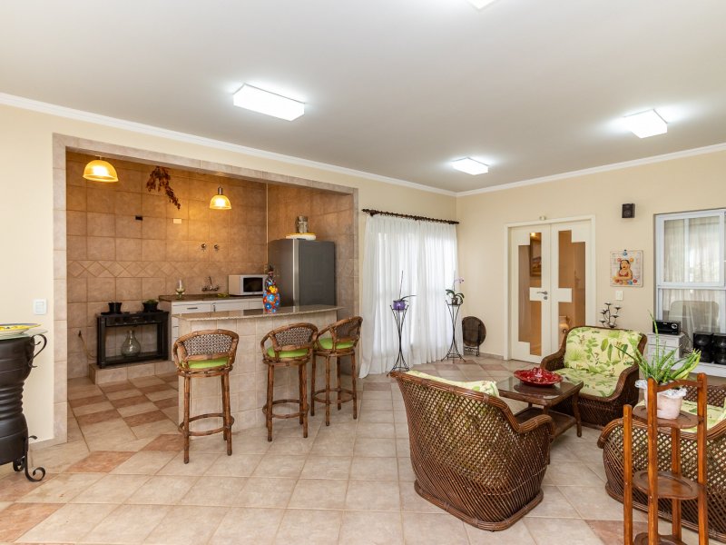 Casa à venda Santa Felicidade com 370m² e 3 quartos por R$ 1.600.000 - 1963526658-img-8479.jpg