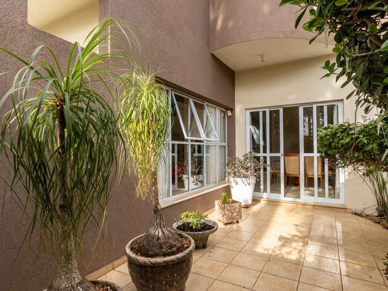 Casa à venda Santa Felicidade com 370m² e 3 quartos por R$ 1.600.000 - 521209346-img-8531.jpg