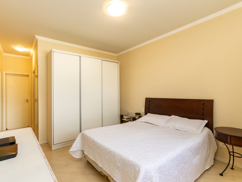Casa à venda Santa Felicidade com 370m² e 3 quartos por R$ 1.600.000 - 781756074-img-8507.jpg