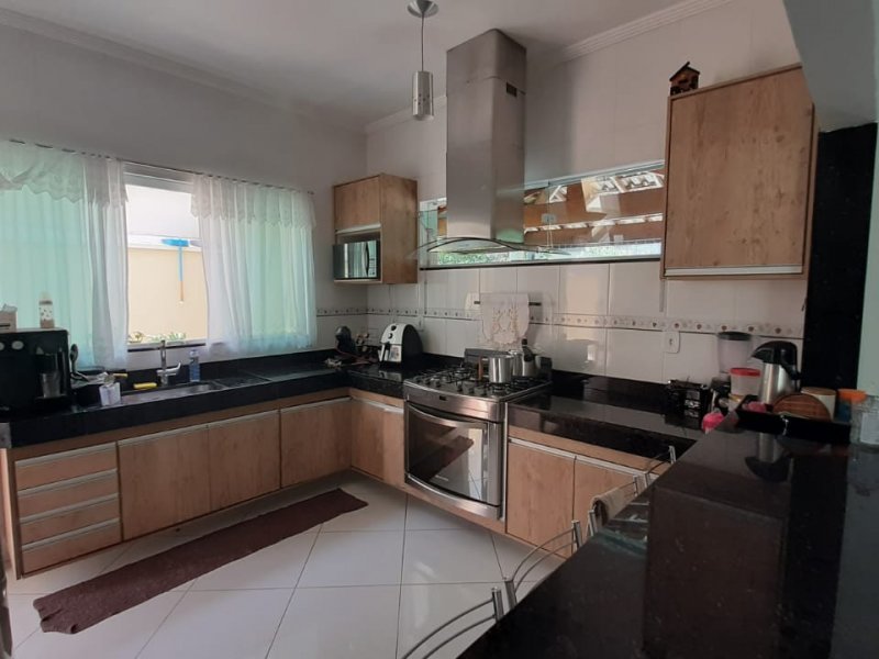 Casa à venda Castelo com 155m² e 3 quartos por R$ 720.000 - 215608179-img-20201218-wa0019.jpg