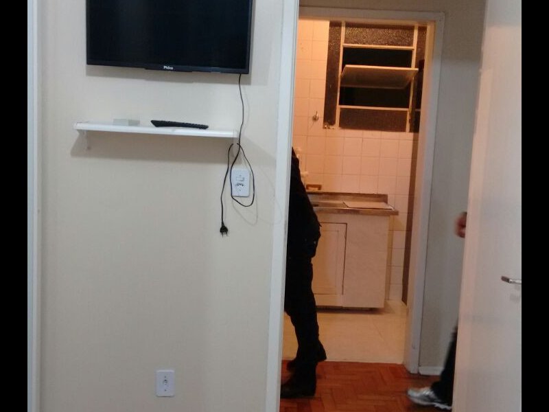 Apartamento à venda Centro  com 35m² e 1 quarto por R$ 110.000 - 834008128-2-sala.jpeg