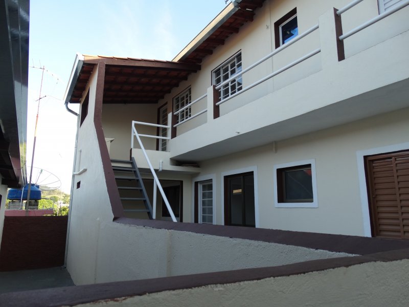imóvel com 200m² - Jardim das Figueiras - Valinhos